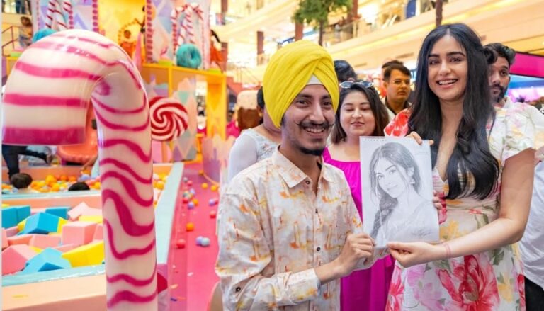 बधिर फैन से सांकेतिक भाषा में बात कर अदा शर्मा ने जीता दिल